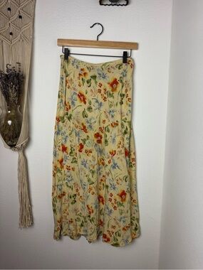Vintage Cream Floral Midi Skirt with Red and Blue Blooms